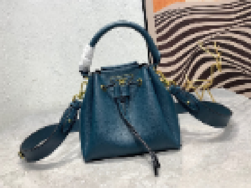 Premium Luxury Bag Stylish, Durable & Perfect for Any Occasion