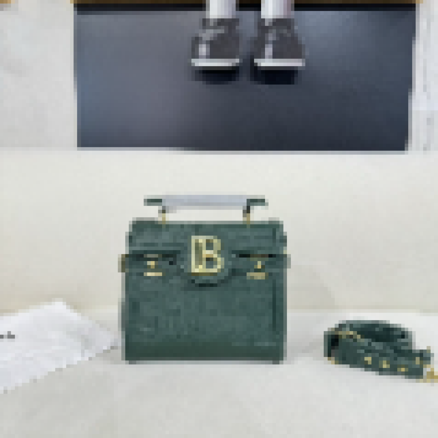 Premium Luxury Bag Stylish, Durable & Perfect for Any Occasion