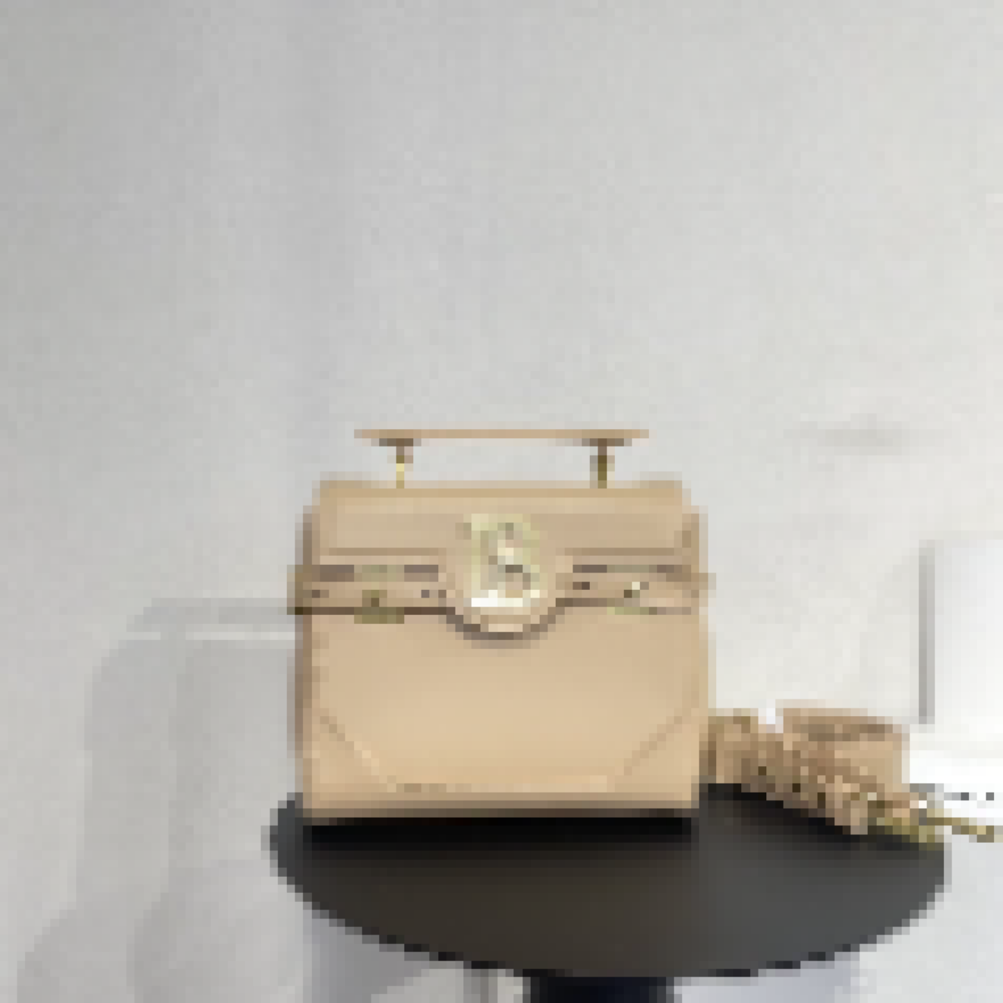 Premium Luxury Bag Stylish, Durable & Perfect for Any Occasion
