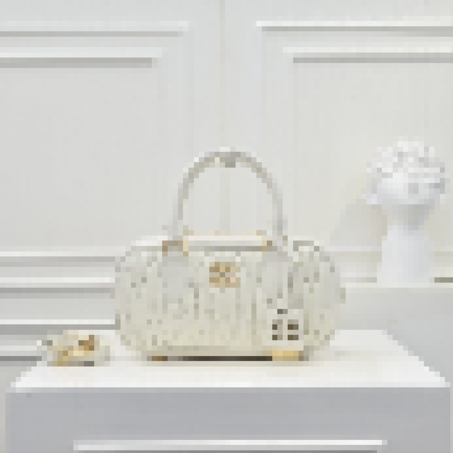 Premium Luxury Bag Stylish, Durable & Perfect for Any Occasion