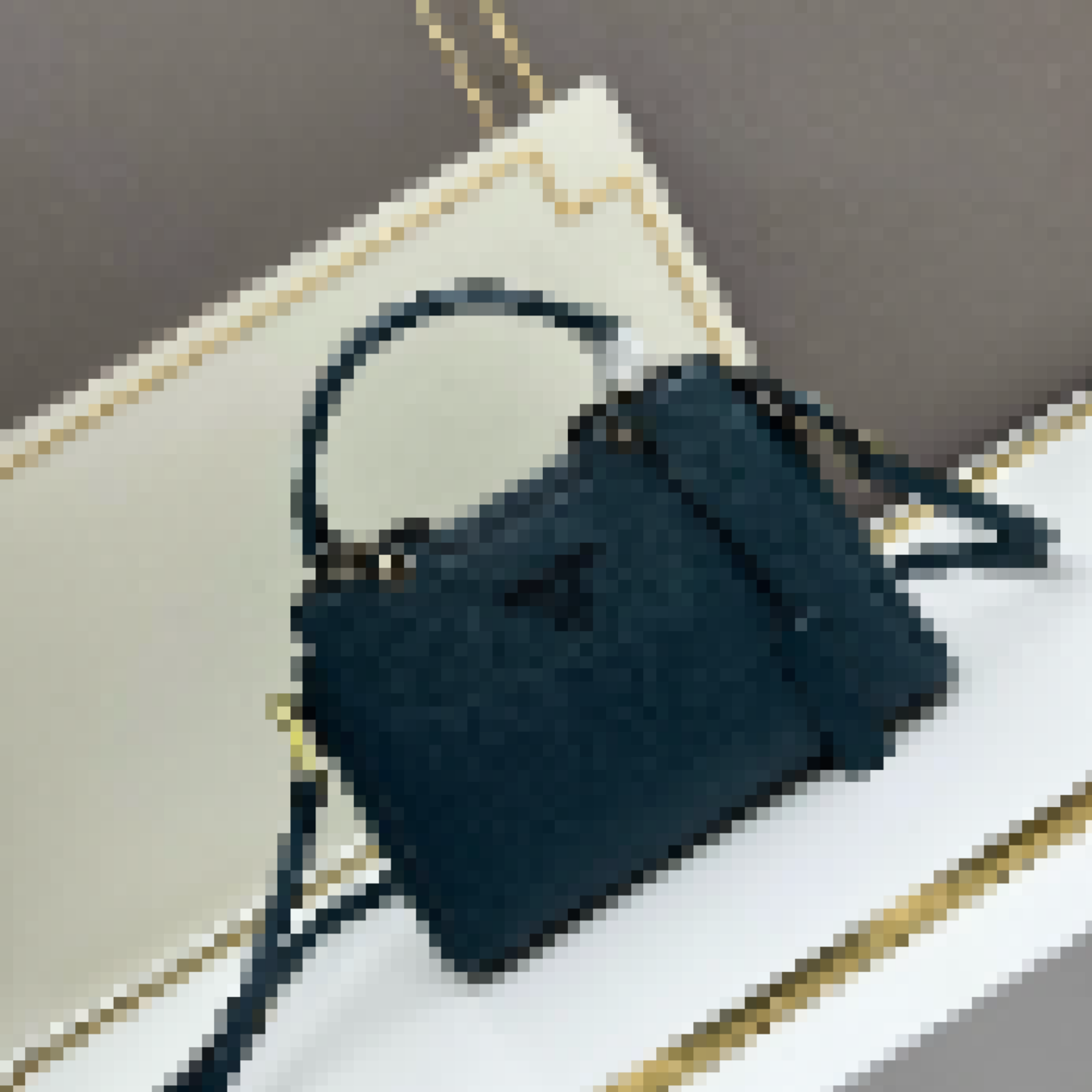 Premium Luxury Bag Stylish, Durable & Perfect for Any Occasion