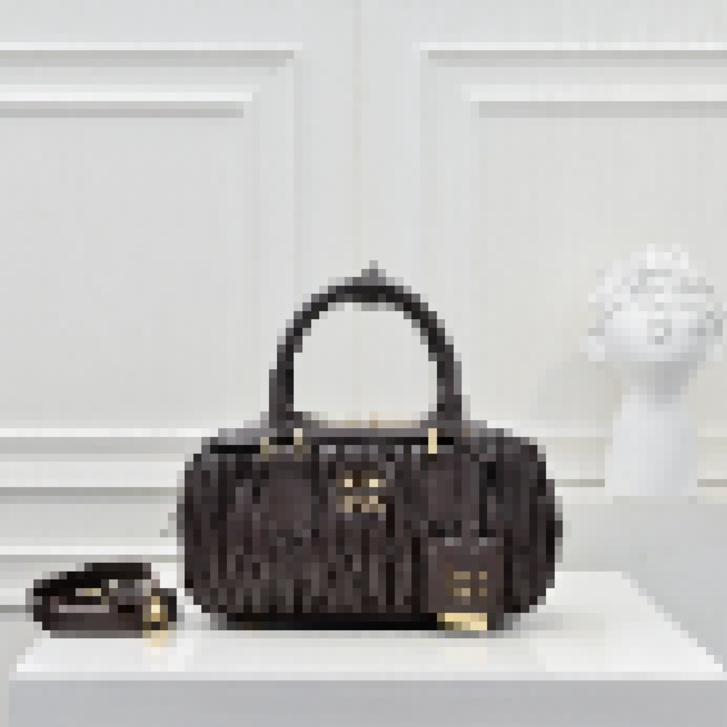 Premium Luxury Bag Stylish, Durable & Perfect for Any Occasion