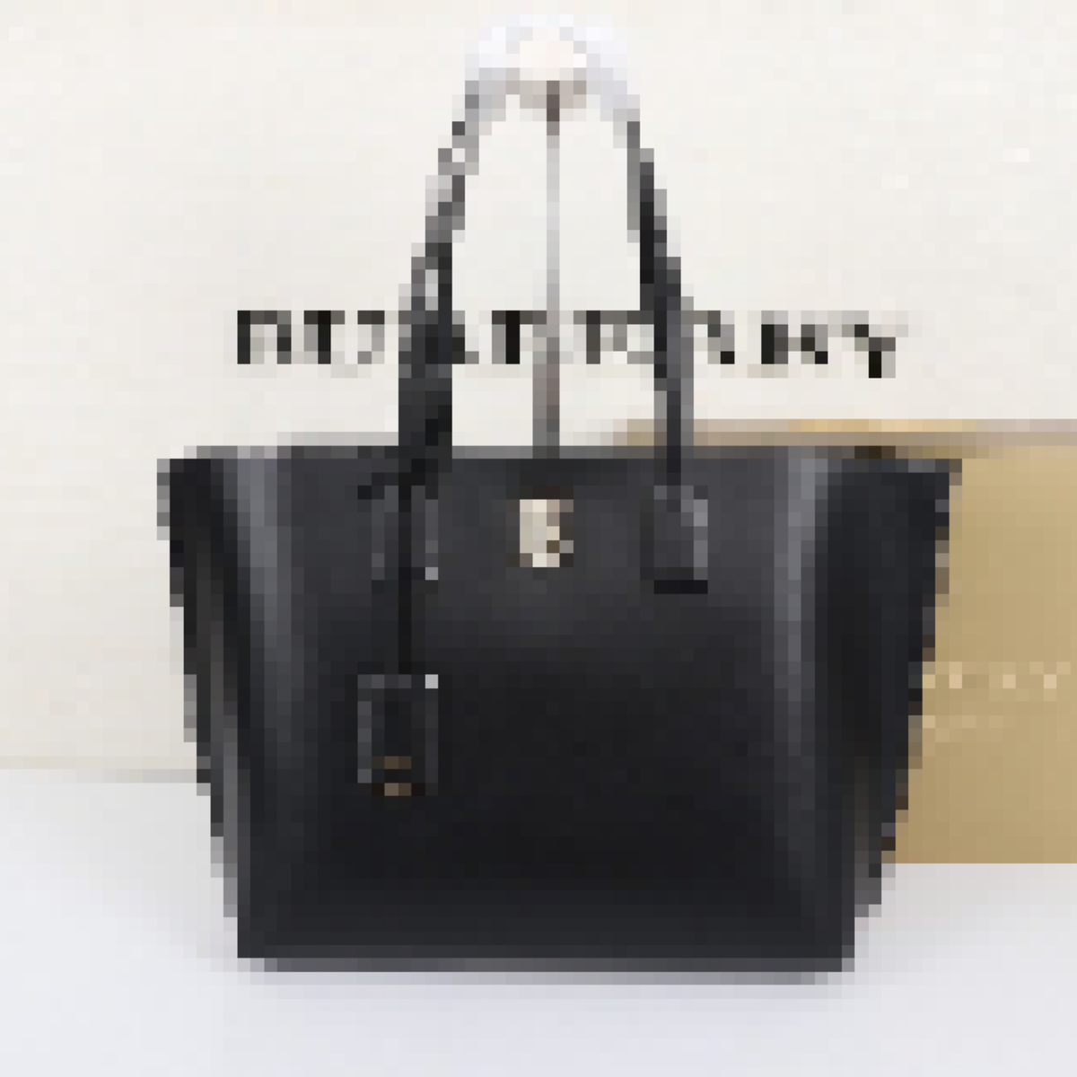 Premium Luxury Bag Stylish, Durable & Perfect for Any Occasion