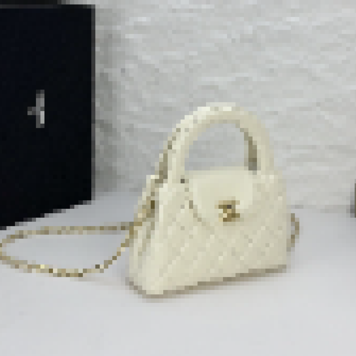 Premium Luxury Bag Stylish, Durable & Perfect for Any Occasion