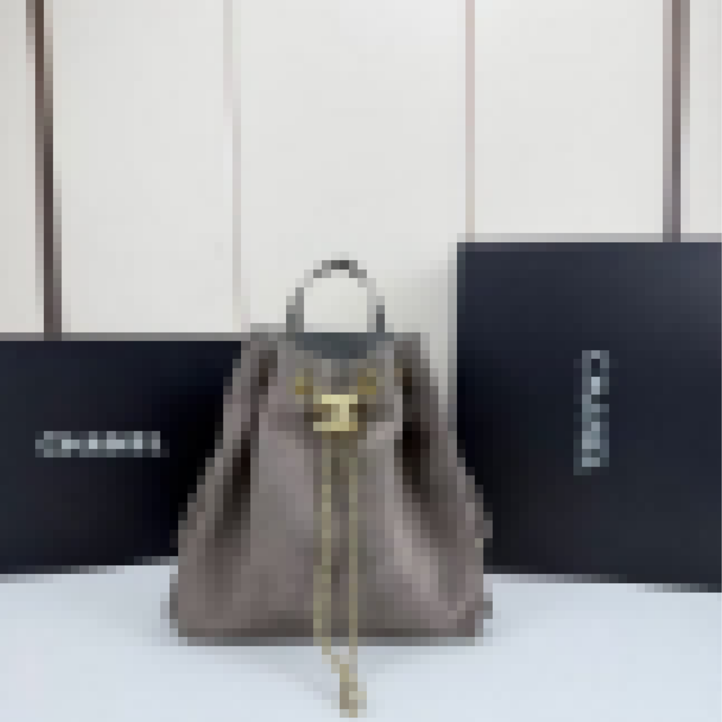 Premium Luxury Bag Stylish, Durable & Perfect for Any Occasion