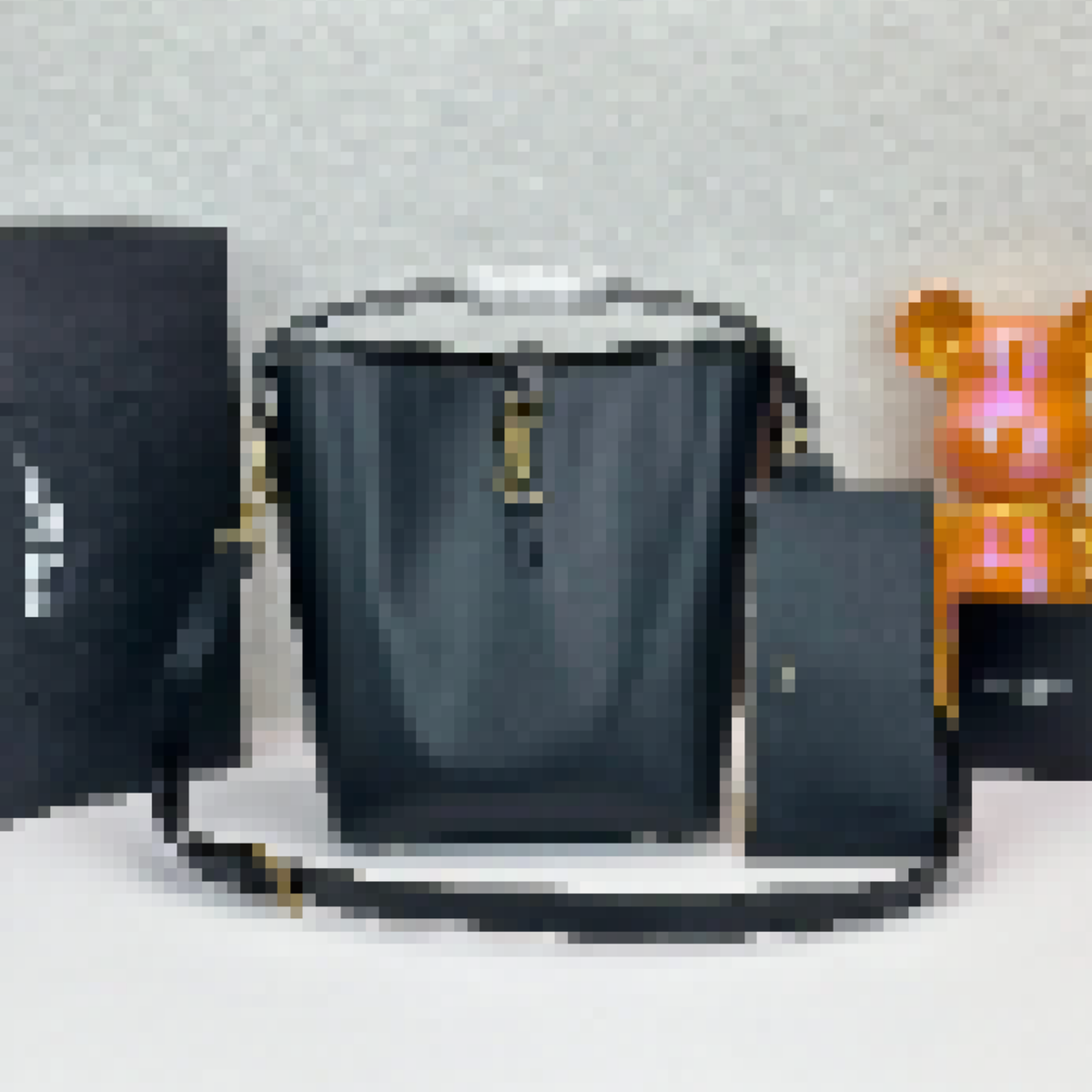 Premium Luxury Bag Stylish, Durable & Perfect for Any Occasion