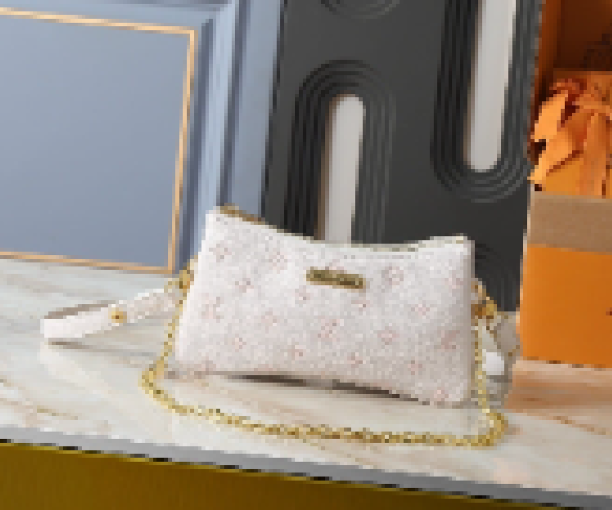 Premium Luxury Bag Stylish, Durable & Perfect for Any Occasion