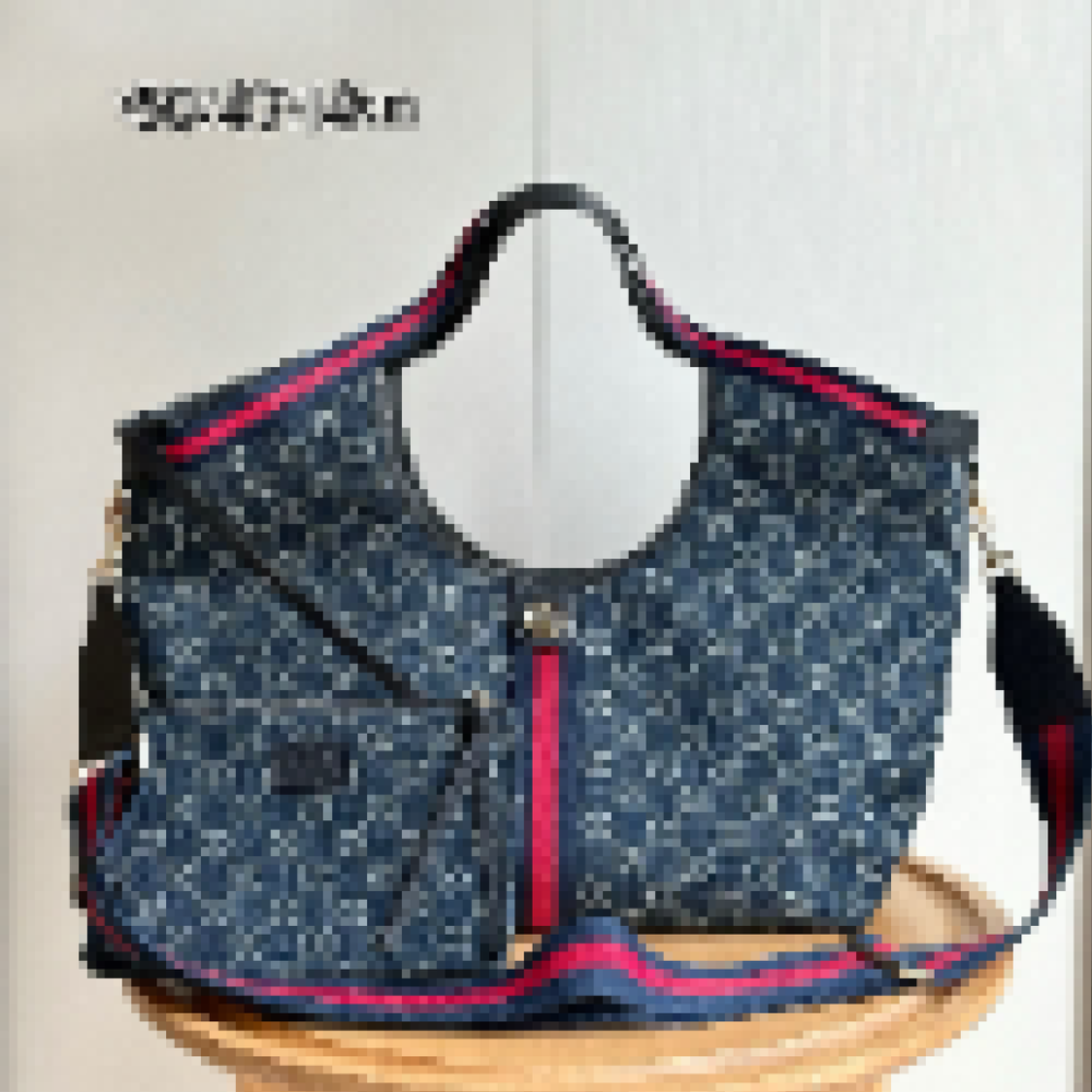 Premium Luxury Bag Stylish, Durable & Perfect for Any Occasion