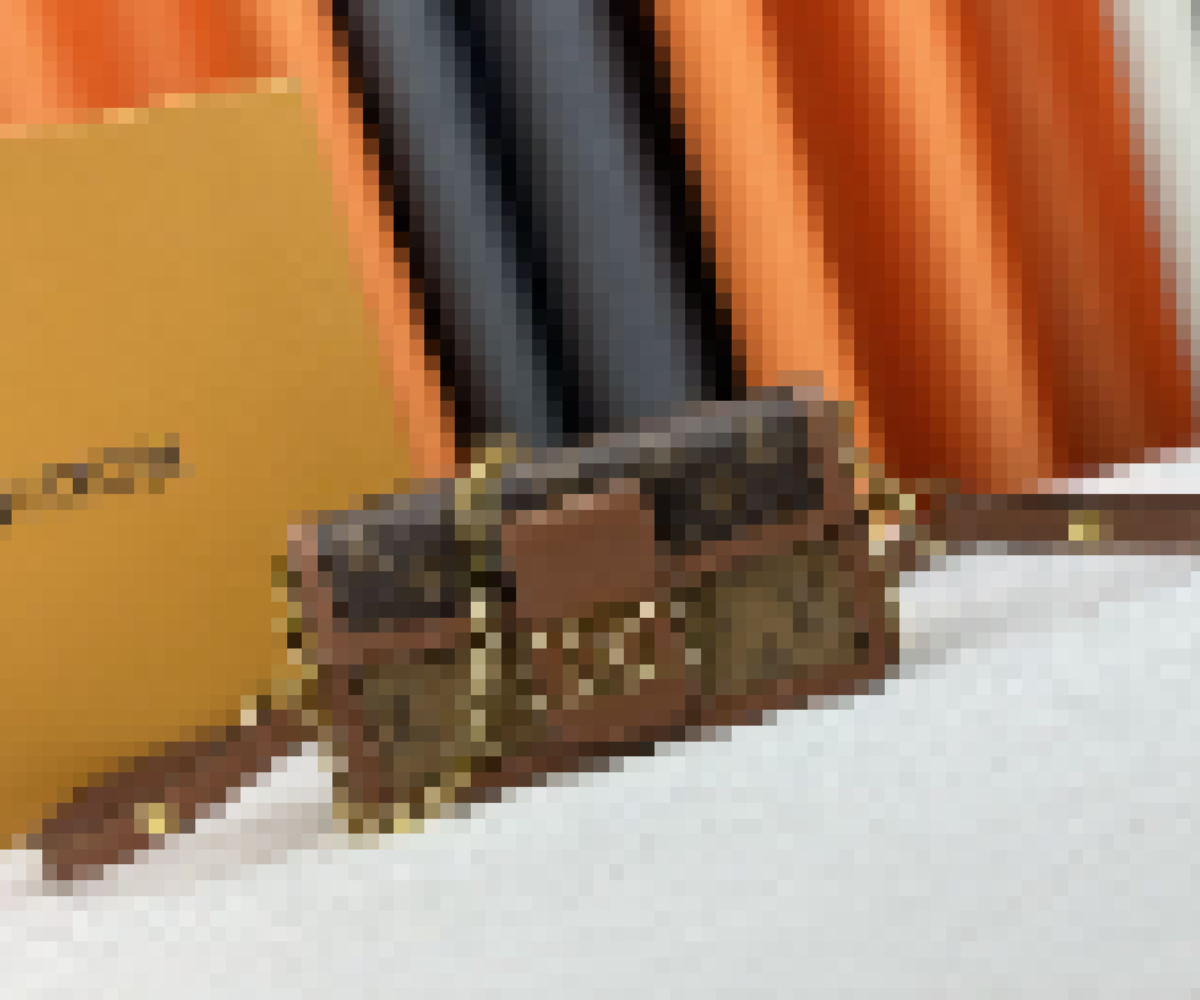 Premium Luxury Bag Stylish, Durable & Perfect for Any Occasion