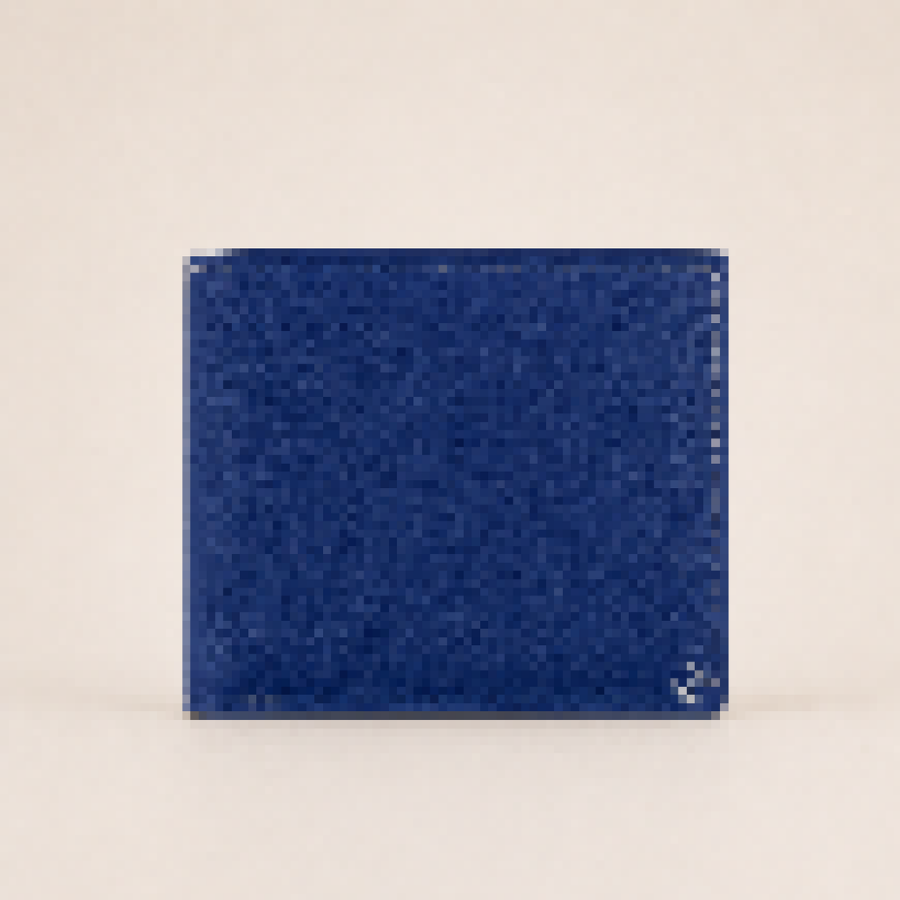 Elegant Compact Leather Bifold Wallet – Premium Slim Everyday Wallet with Refined Minimalist Design