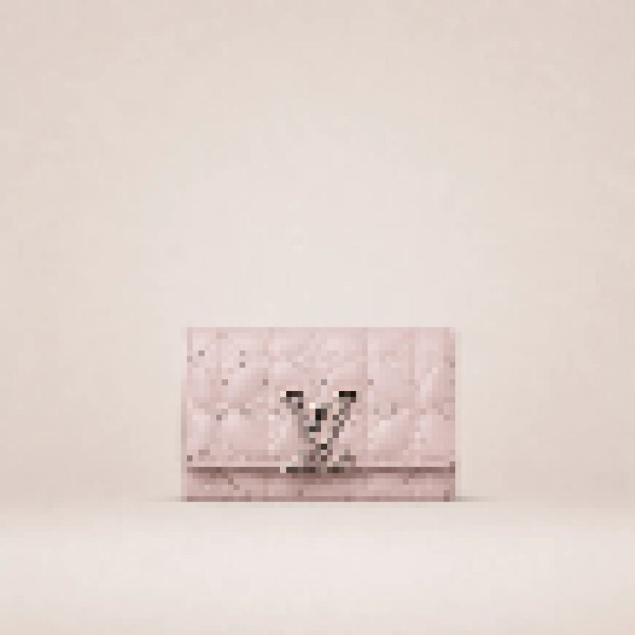Quilted Wallet Collection – Elegant Card Holder Wallets for Everyday Style