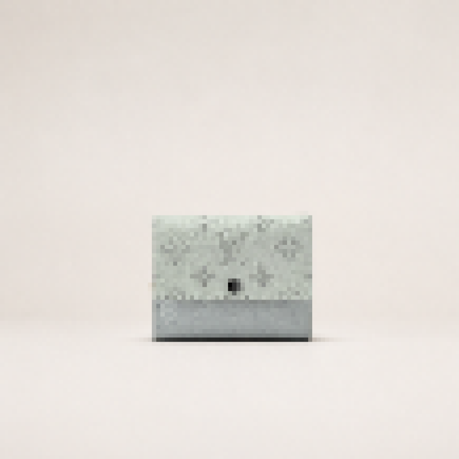 Minimalist Leather Wallet for Men & Women – Slim Compact Card Holder with Elegant Everyday Design