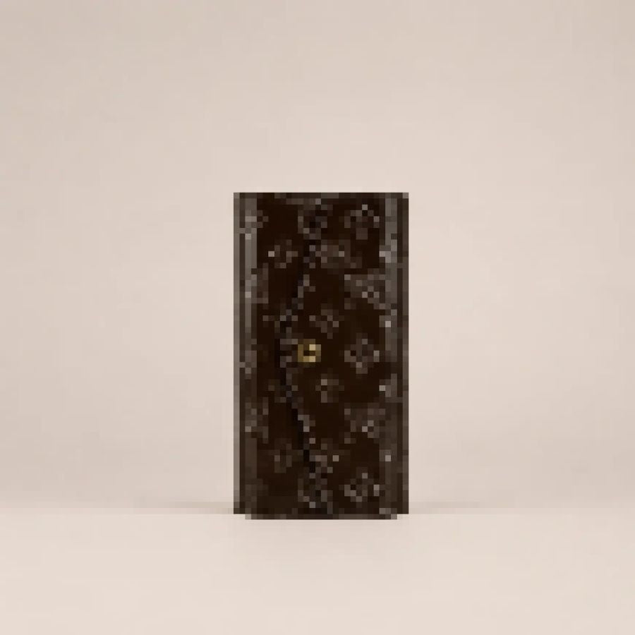 Elegant Women’s Small Wallet, Compact Flap Wallet with Multiple Compartments for Cards and Daily Essentials