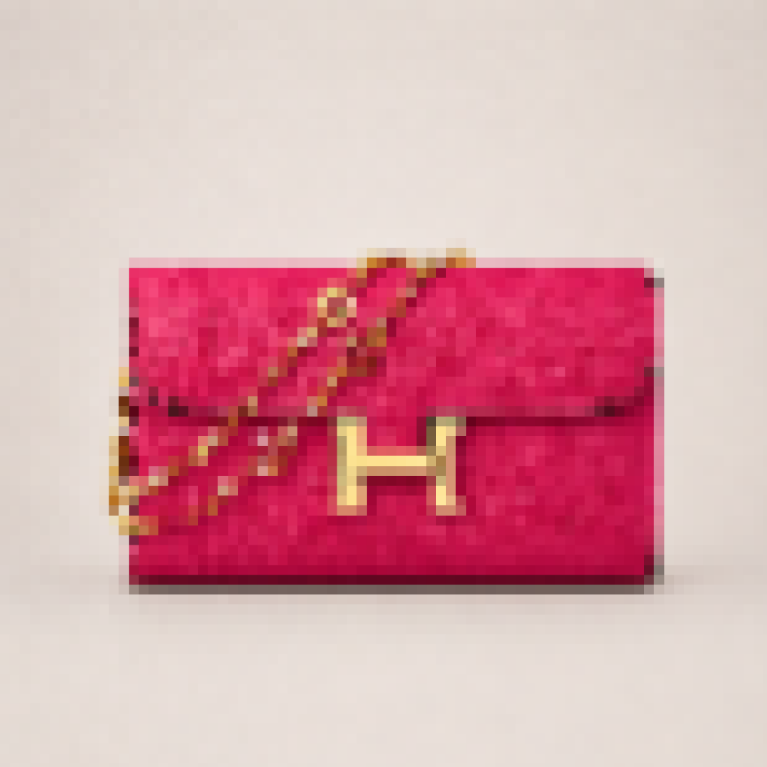 Compact Crossbody Wallet with Chain Strap for Everyday Use