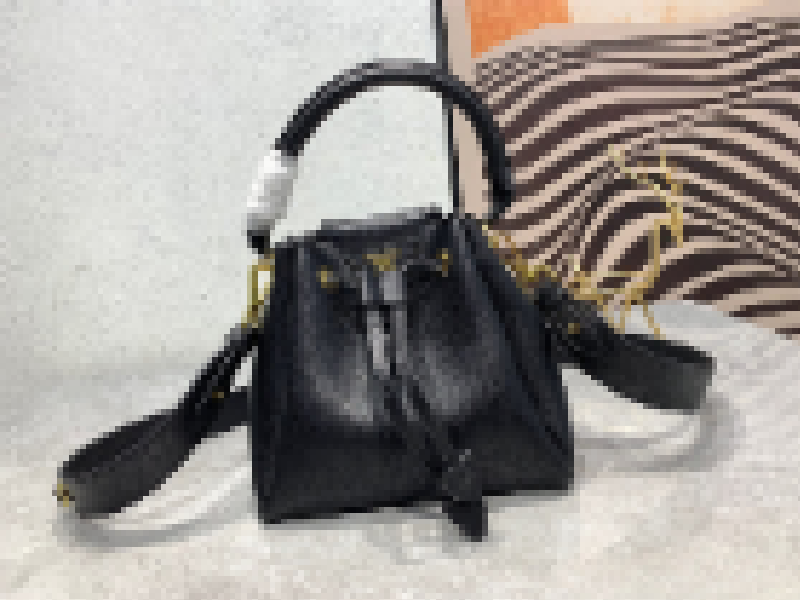 Premium Luxury Bag Stylish, Durable & Perfect for Any Occasion