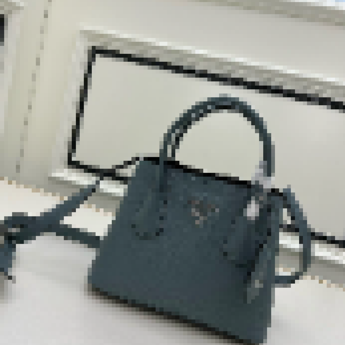 Premium Luxury Bag Stylish, Durable & Perfect for Any Occasion