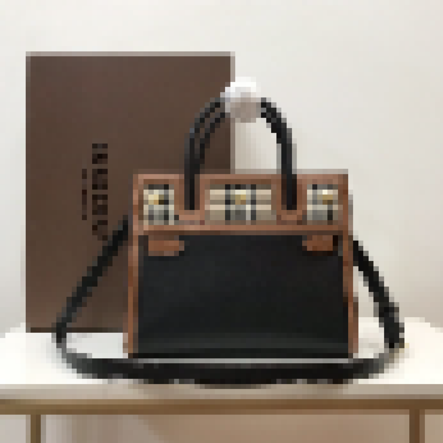 Premium Luxury Bag Stylish, Durable & Perfect for Any Occasion