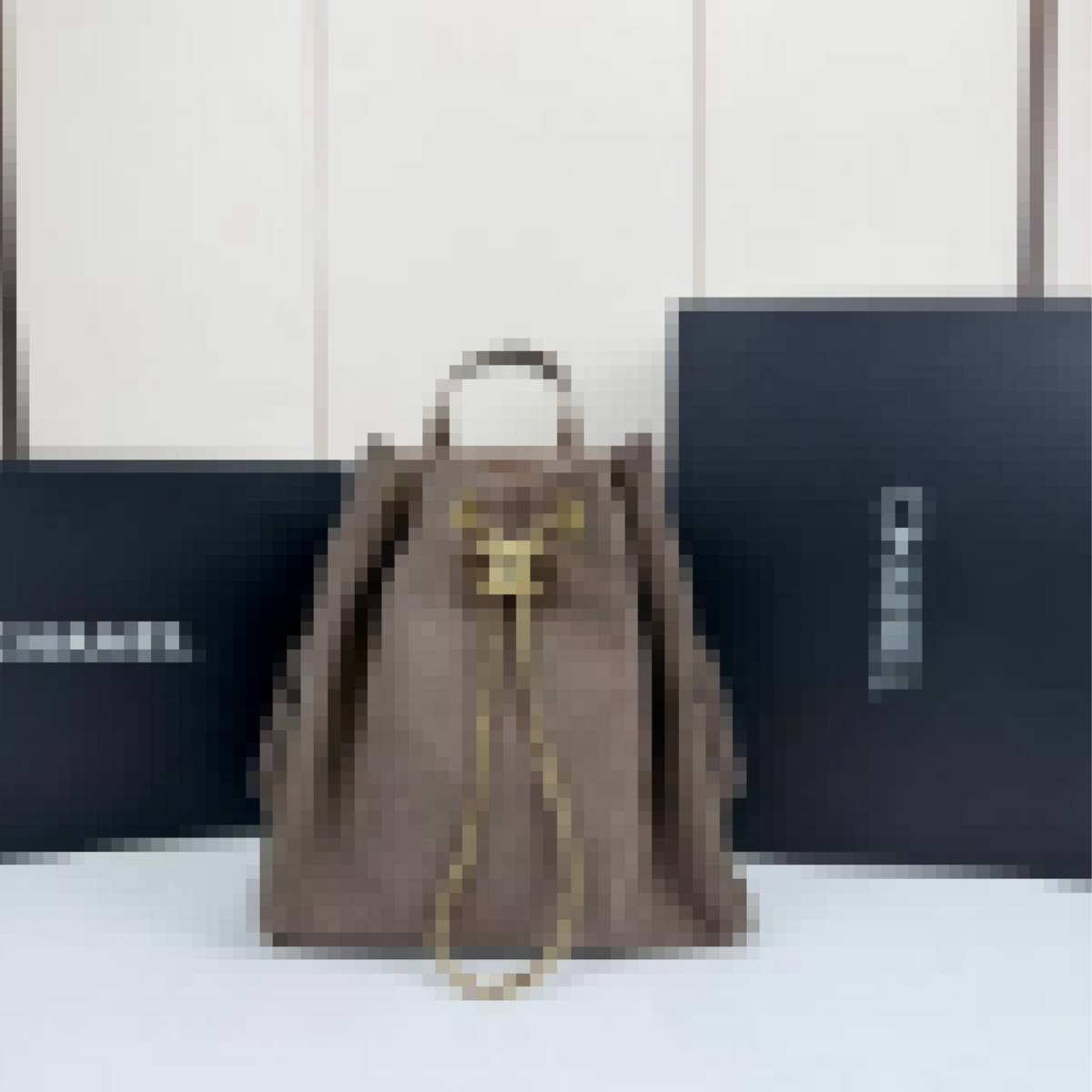 Premium Luxury Bag Stylish, Durable & Perfect for Any Occasion