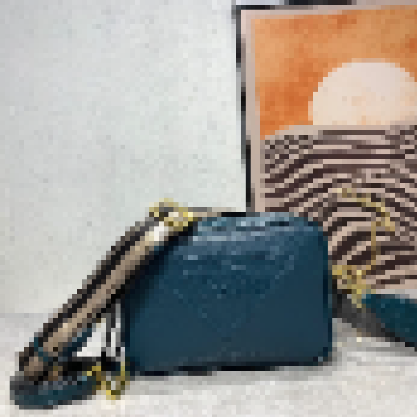 Premium Luxury Bag Stylish, Durable & Perfect for Any Occasion