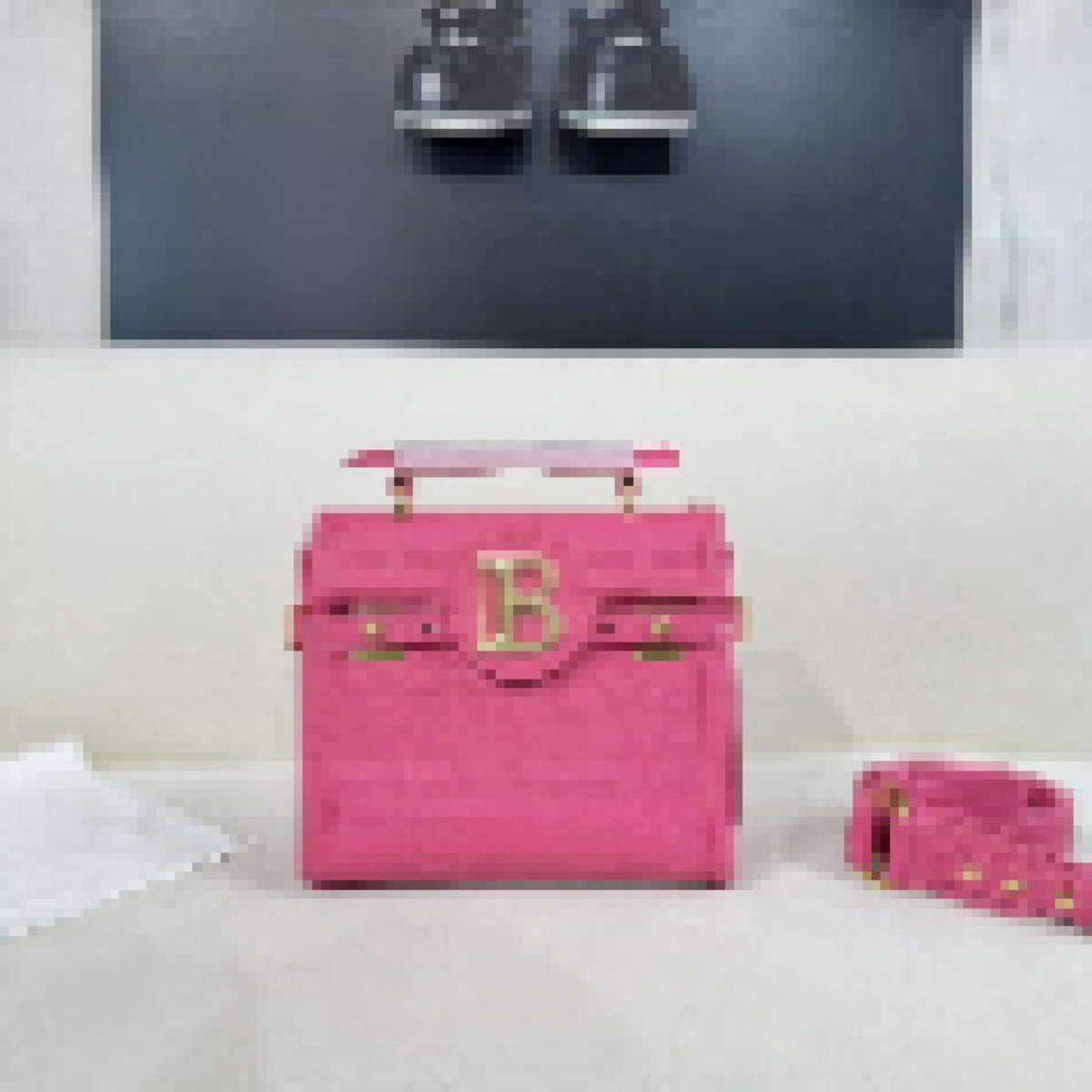 Premium Luxury Bag Stylish, Durable & Perfect for Any Occasion