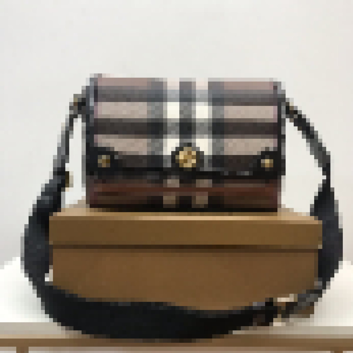 Premium Luxury Bag Stylish, Durable & Perfect for Any Occasion