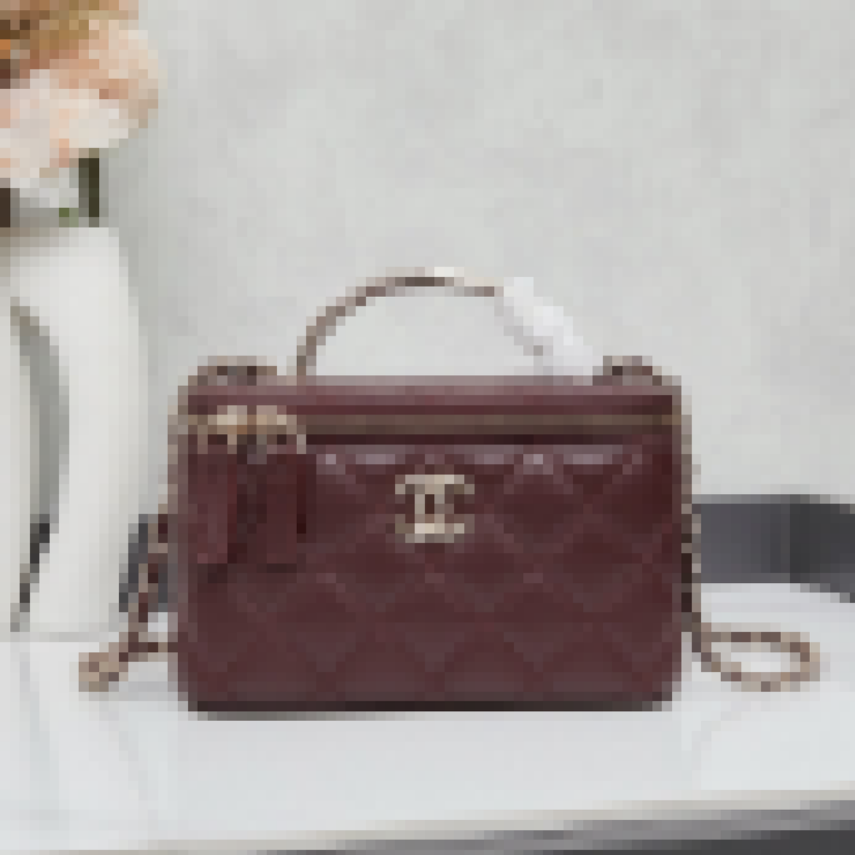 Premium Luxury Bag Stylish, Durable & Perfect for Any Occasion