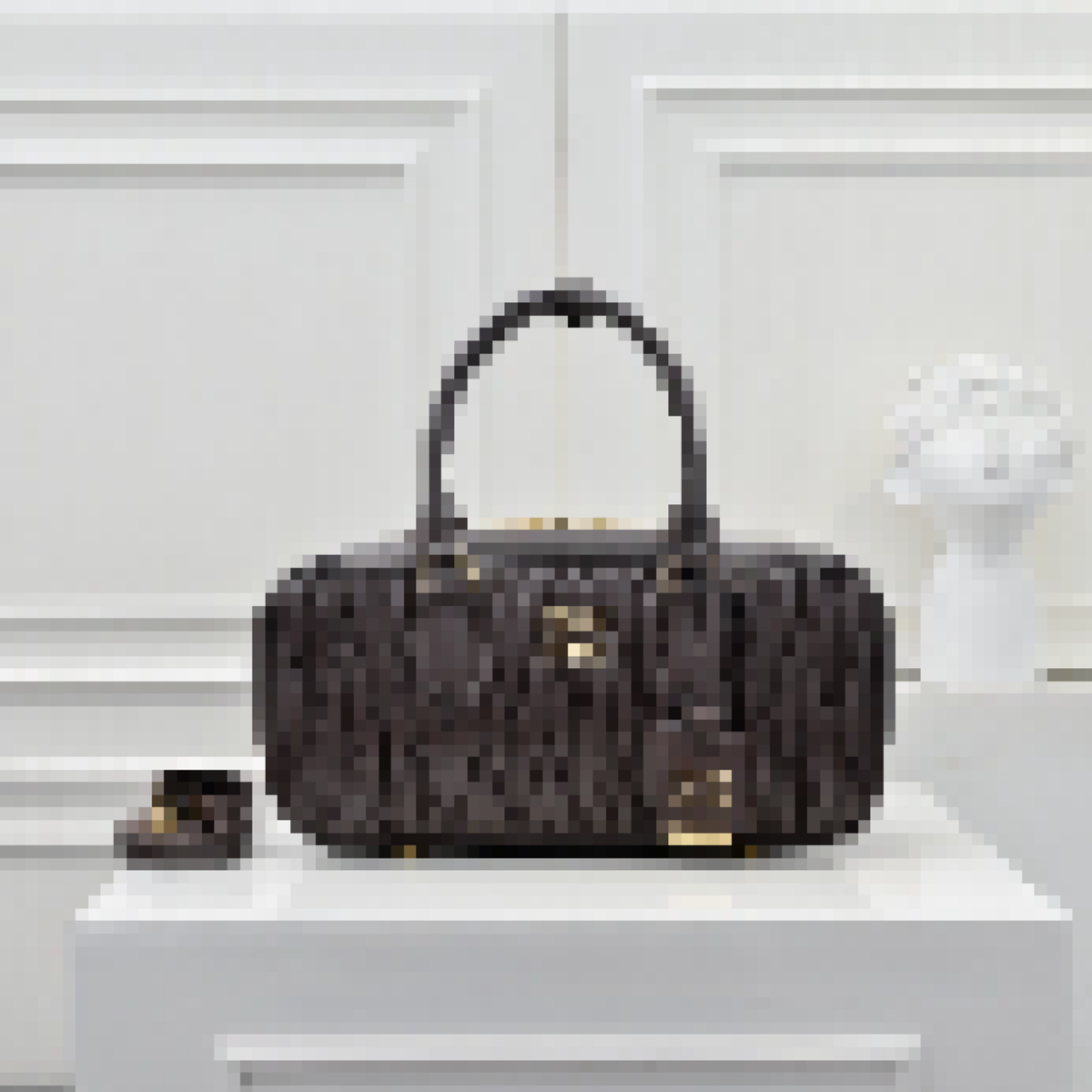 Premium Luxury Bag Stylish, Durable & Perfect for Any Occasion