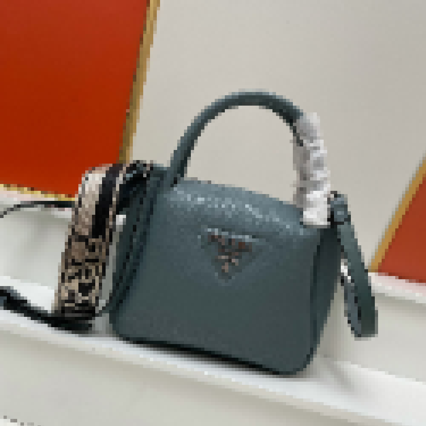 Premium Luxury Bag Stylish, Durable & Perfect for Any Occasion