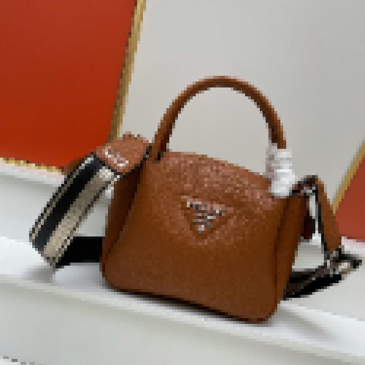 Premium Luxury Bag Stylish, Durable & Perfect for Any Occasion