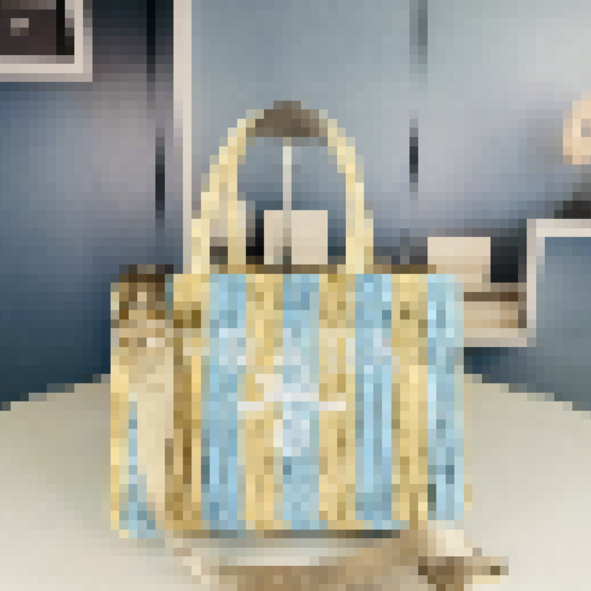 Premium Luxury Bag Stylish, Durable & Perfect for Any Occasion