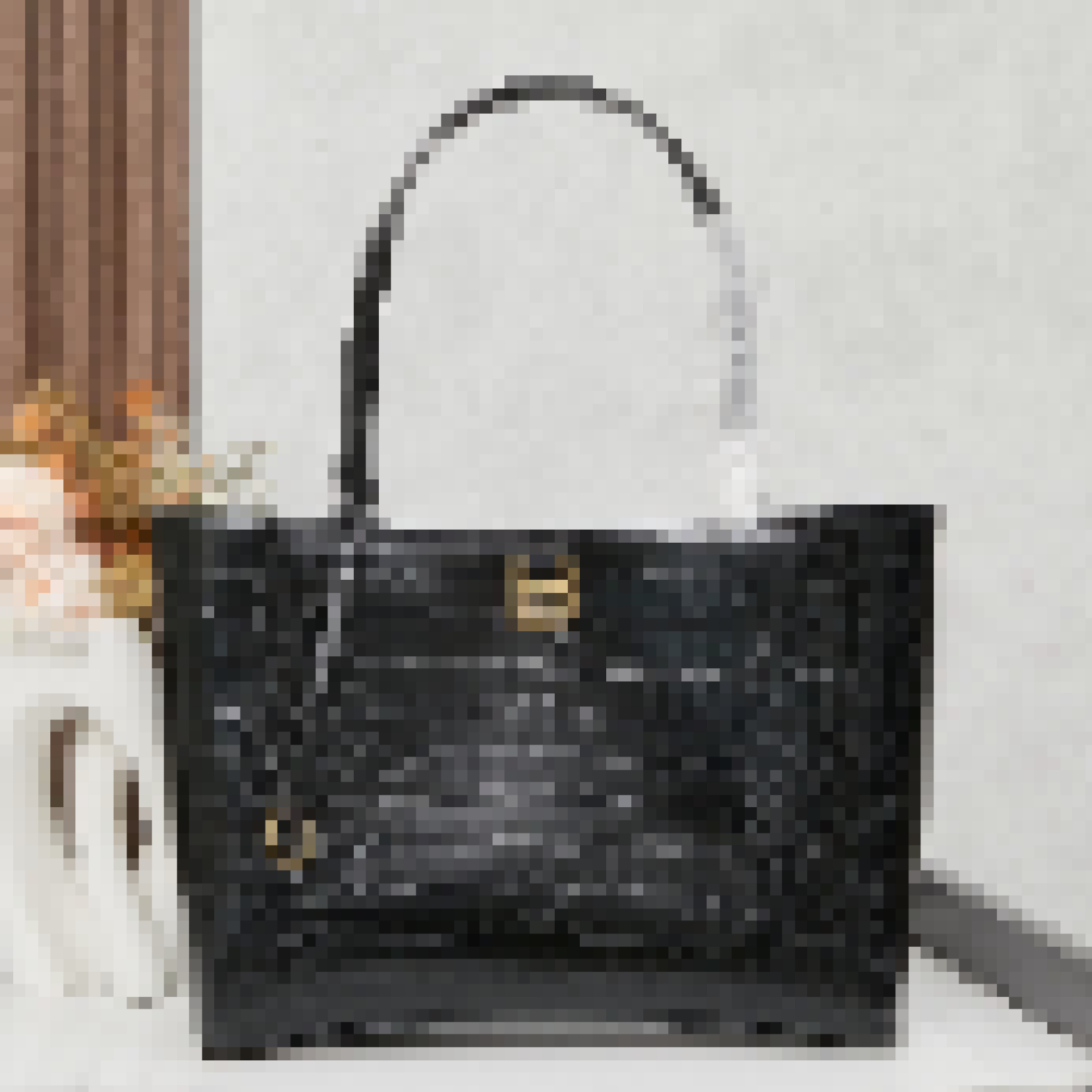 Premium Luxury Bag Stylish, Durable & Perfect for Any Occasion