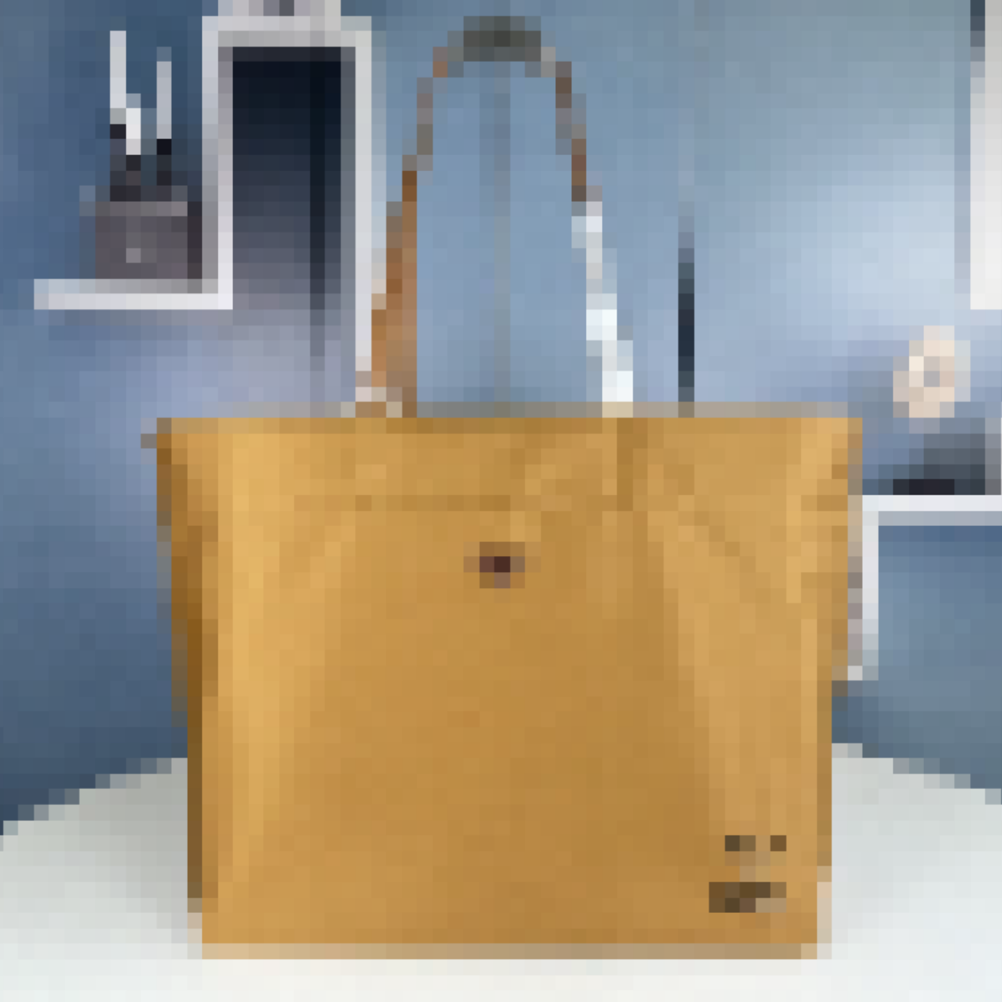 Premium Luxury Bag Stylish, Durable & Perfect for Any Occasion
