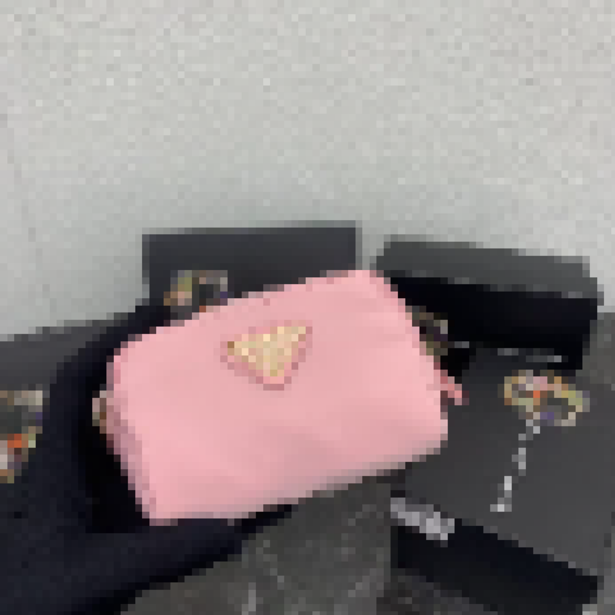 Premium Luxury Bag Stylish, Durable & Perfect for Any Occasion