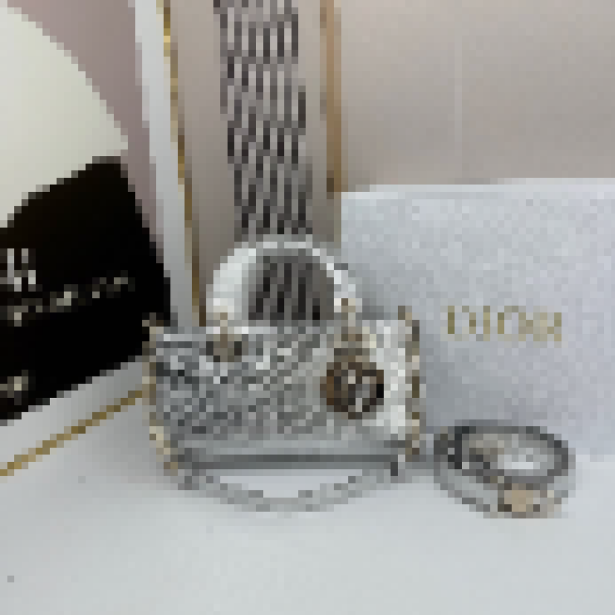 Premium Luxury Bag Stylish, Durable & Perfect for Any Occasion