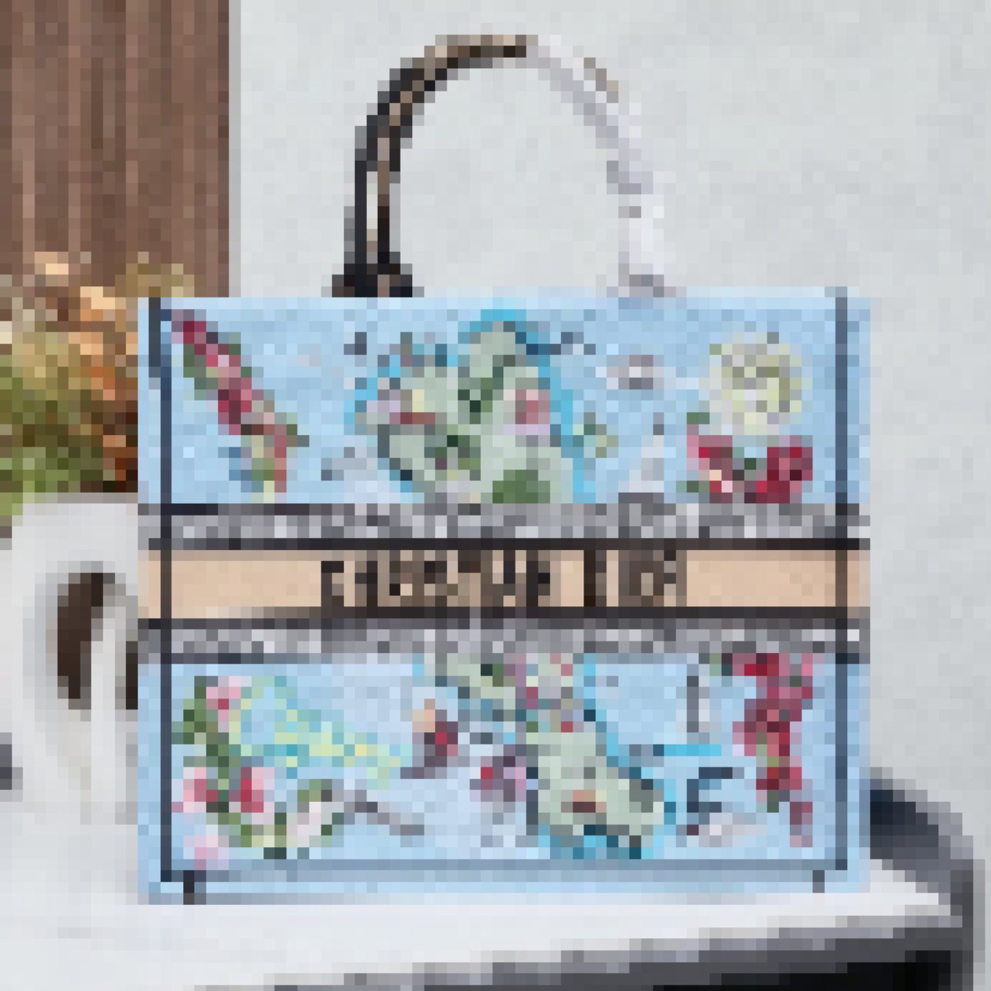 Premium Luxury Bag Stylish, Durable & Perfect for Any Occasion
