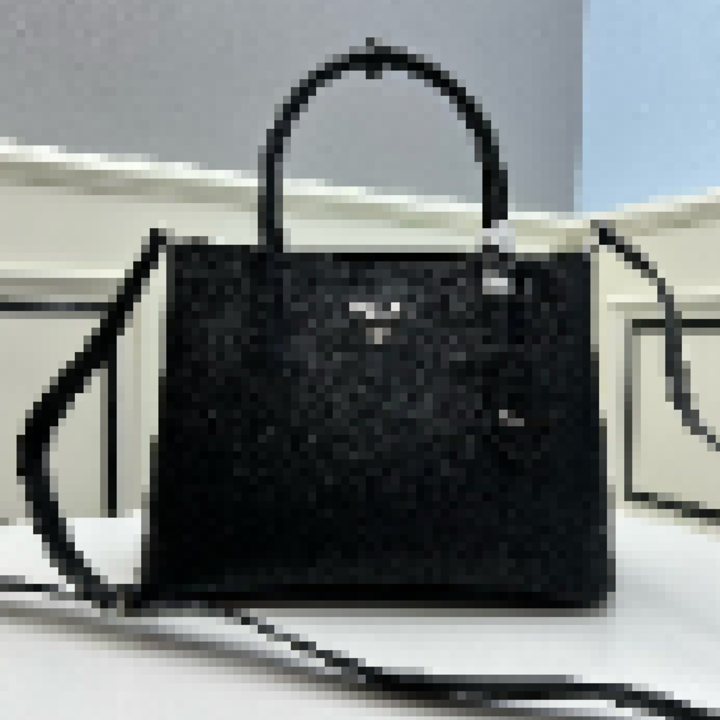 Premium Luxury Bag Stylish, Durable & Perfect for Any Occasion