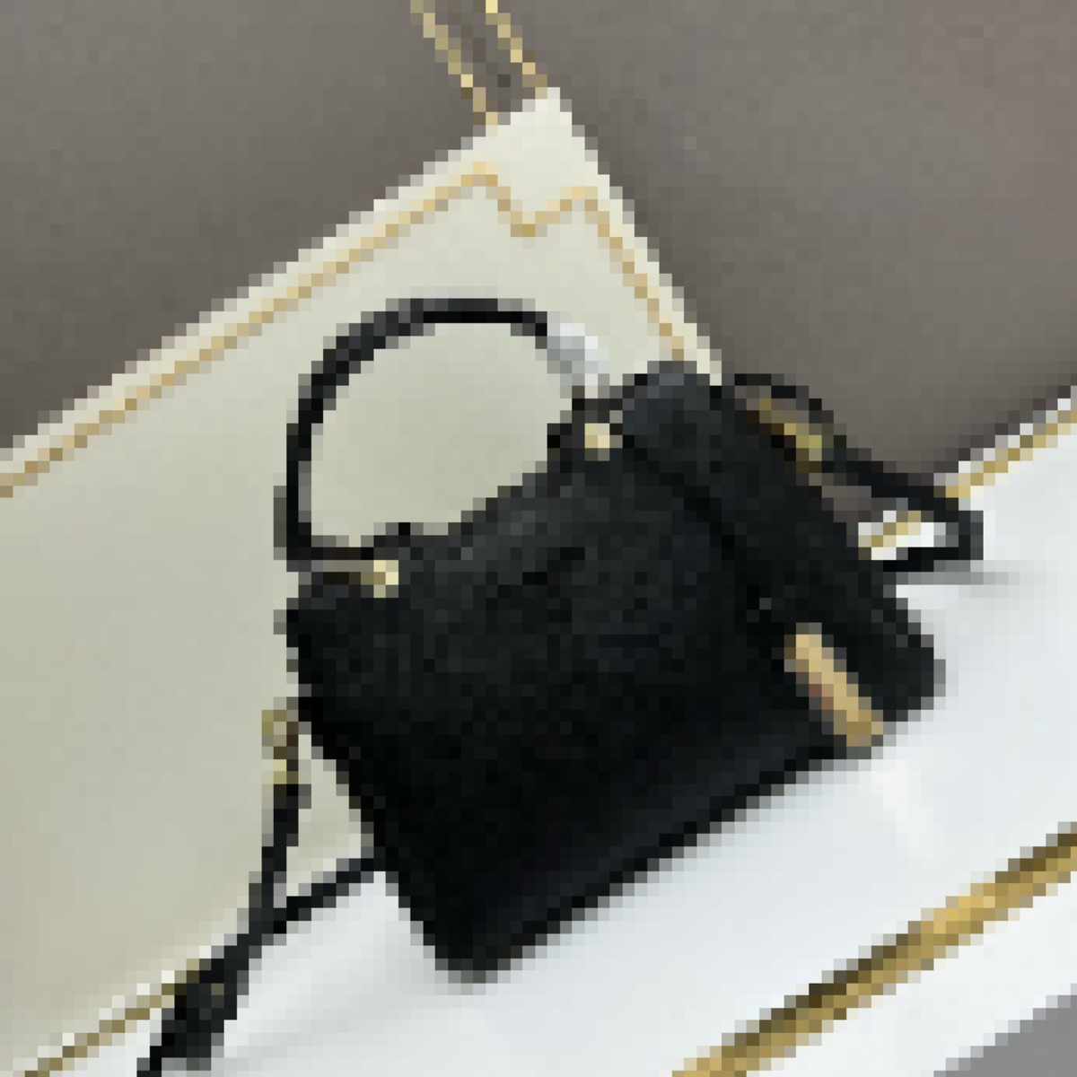 Premium Luxury Bag Stylish, Durable & Perfect for Any Occasion