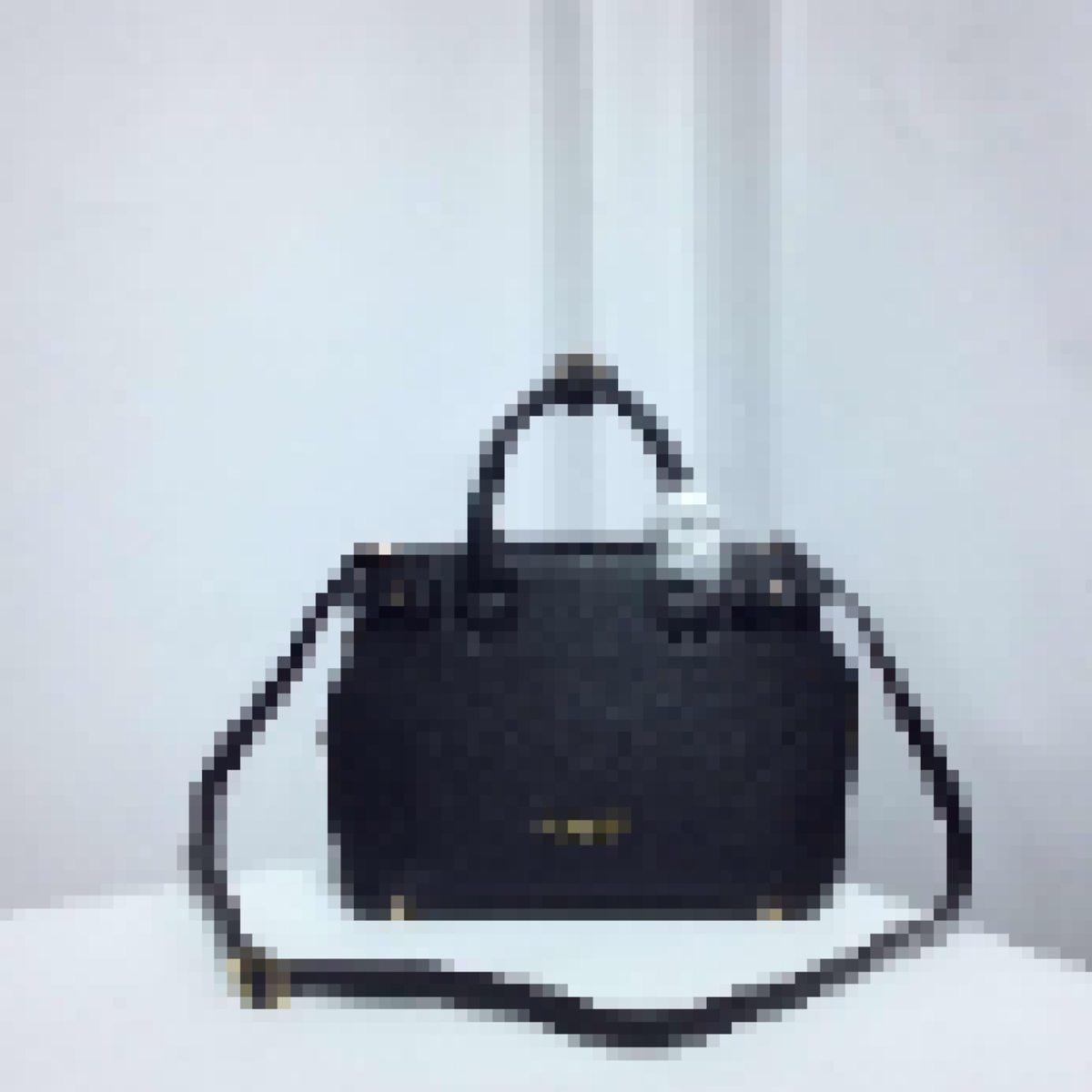 Premium Luxury Bag Stylish, Durable & Perfect for Any Occasion