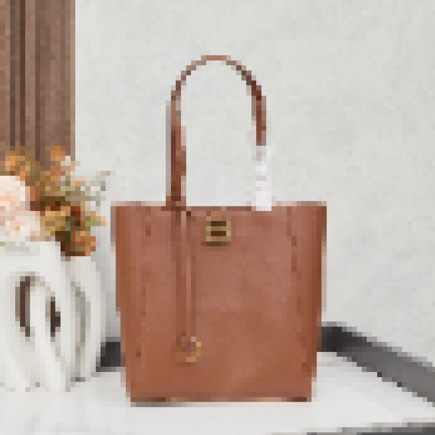 Premium Luxury Bag Stylish, Durable & Perfect for Any Occasion