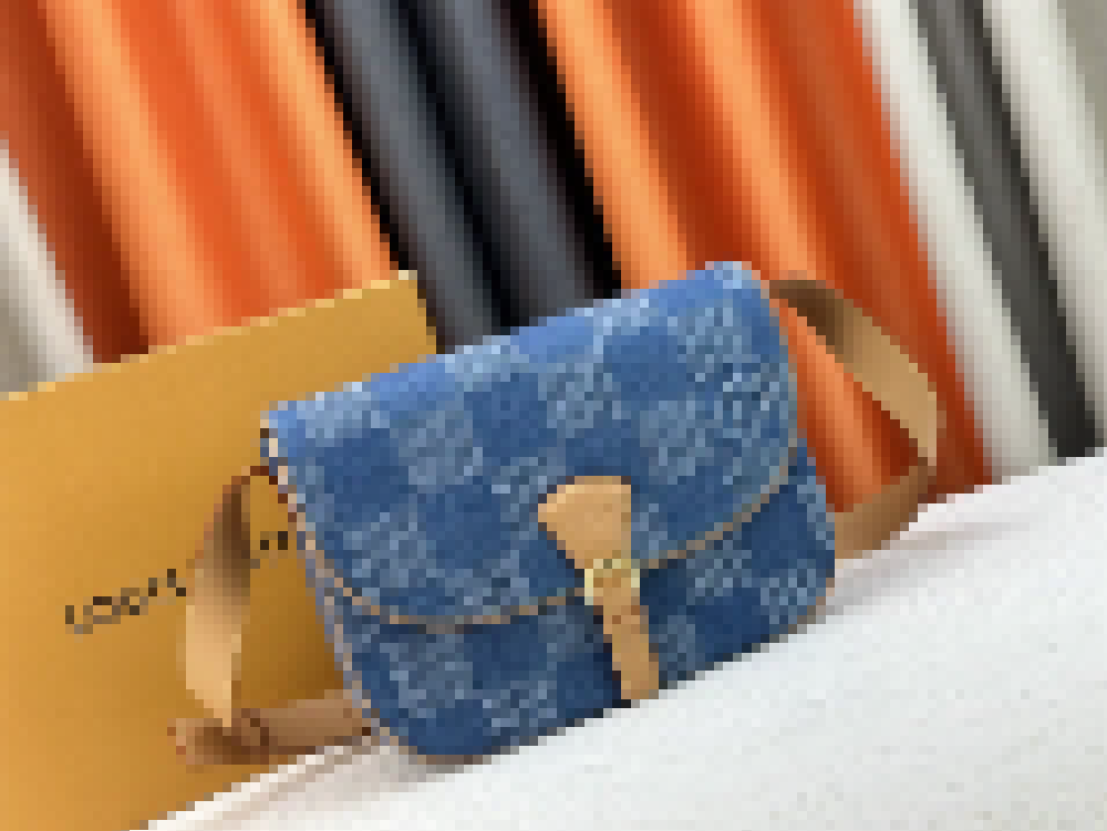 Premium Luxury Bag Stylish, Durable & Perfect for Any Occasion