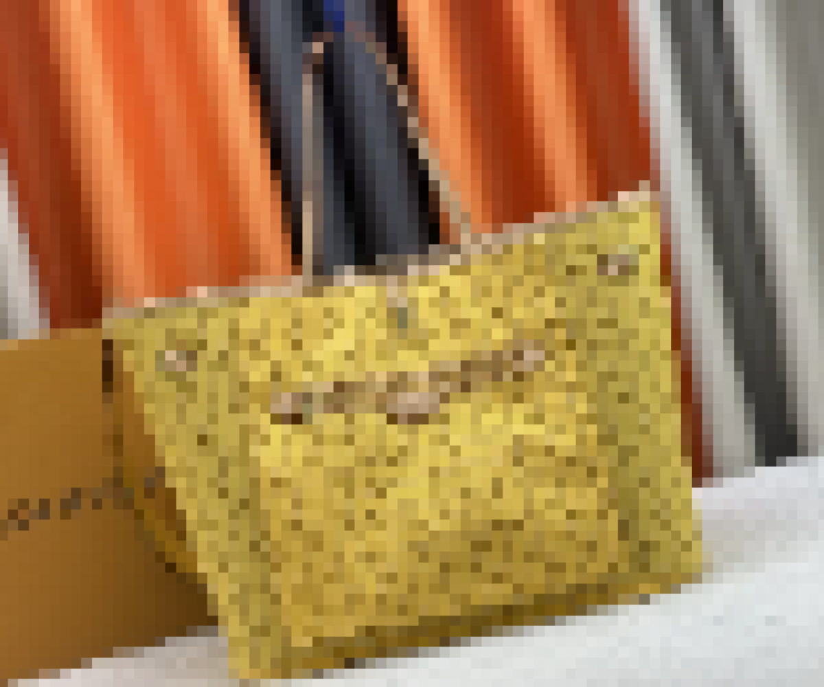Premium Luxury Bag Stylish, Durable & Perfect for Any Occasion