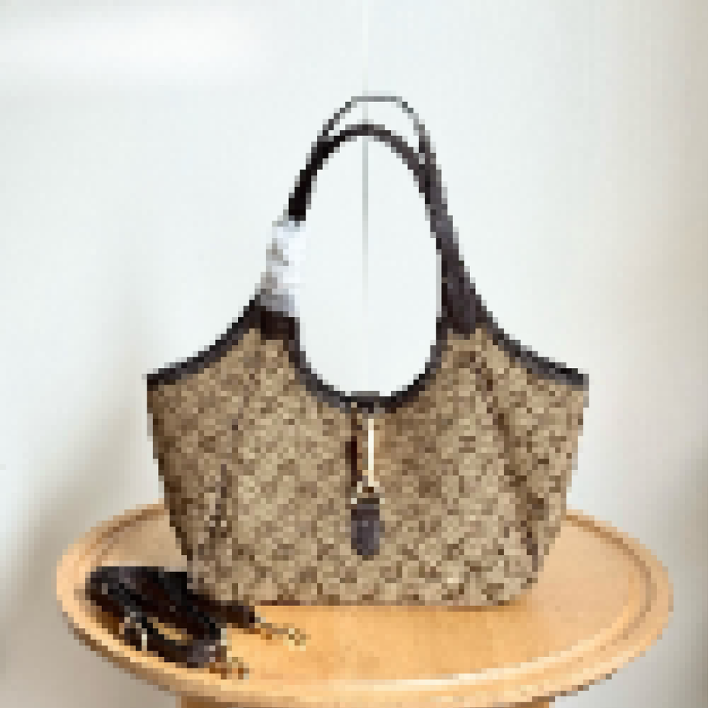 Premium Luxury Bag Stylish, Durable & Perfect for Any Occasion
