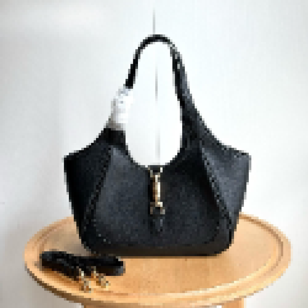Premium Luxury Bag Stylish, Durable & Perfect for Any Occasion