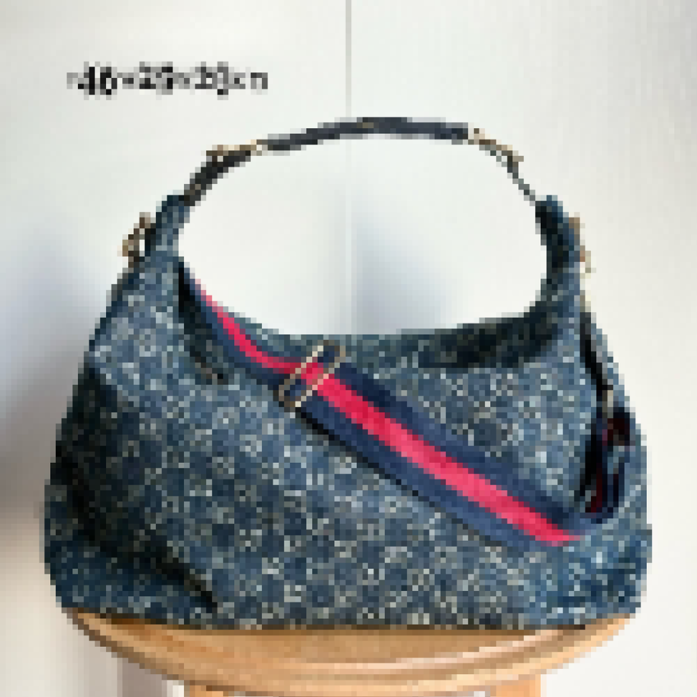 Premium Luxury Bag Stylish, Durable & Perfect for Any Occasion