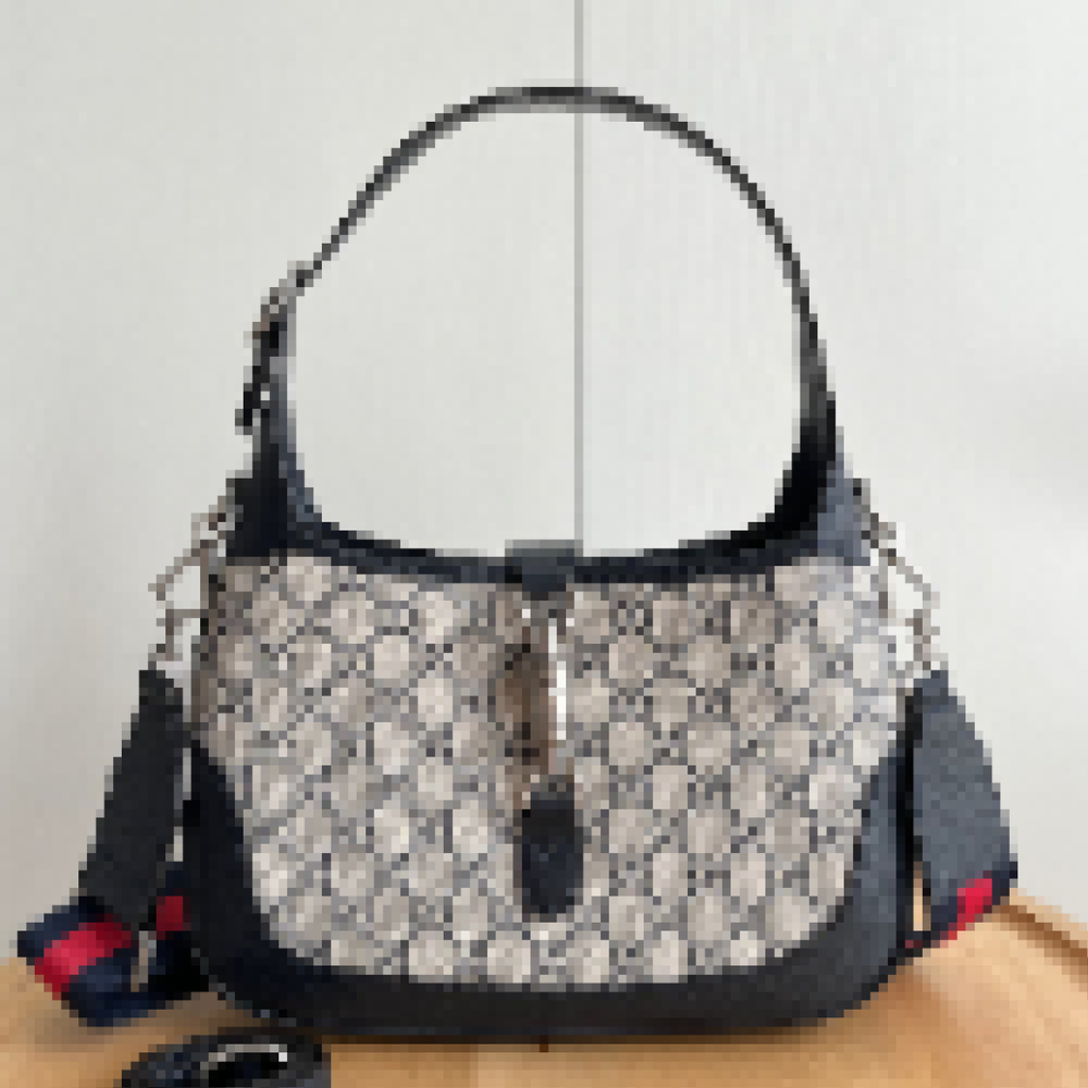 Premium Luxury Bag Stylish, Durable & Perfect for Any Occasion