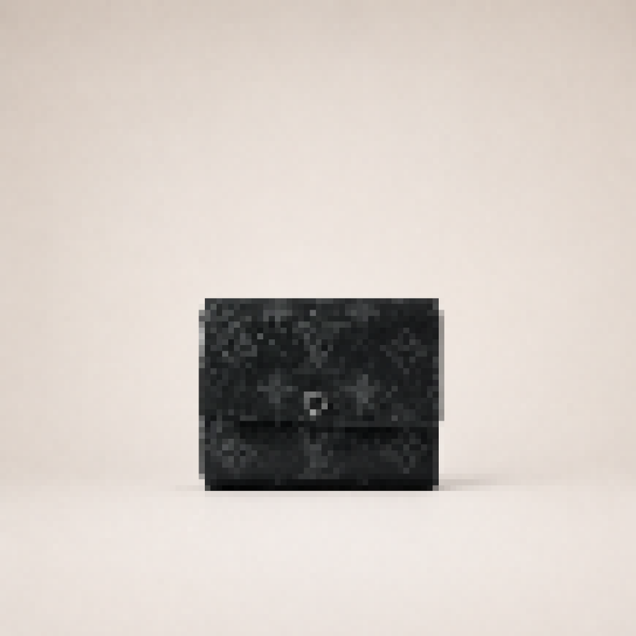 Minimalist Leather Wallet for Men & Women – Slim Compact Card Holder with Elegant Everyday Design