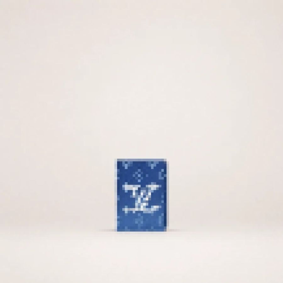 Blue Compact Wallet Set, Stylish Mini Card Holder Collection with Structured Design for Daily Carry